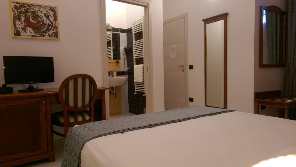 B&B Porta Di Mare 카탄차로 외부 사진